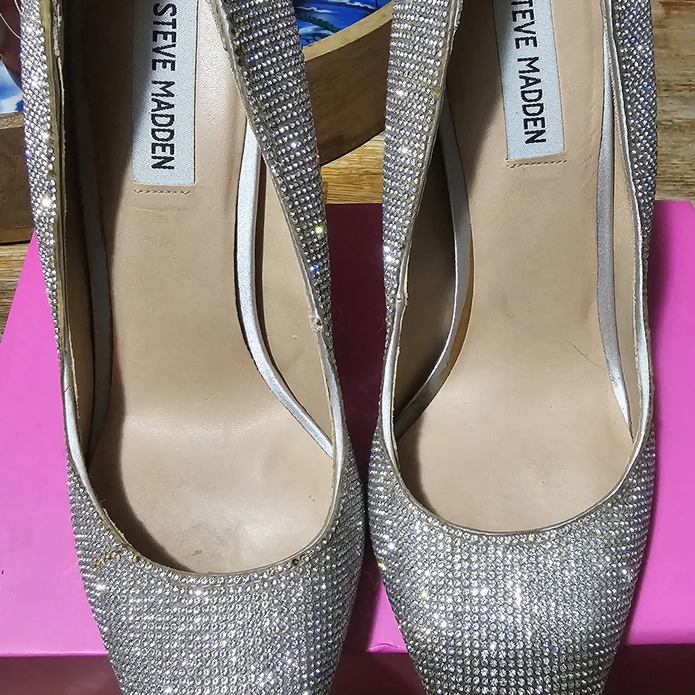 Steve Madden Daisy Crystal Silver Stiletto Heels - Picture 2 of 16